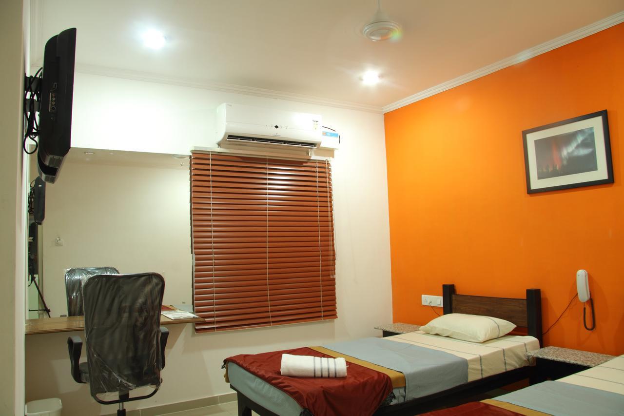Deccan Comforts Hyderabad Exterior foto